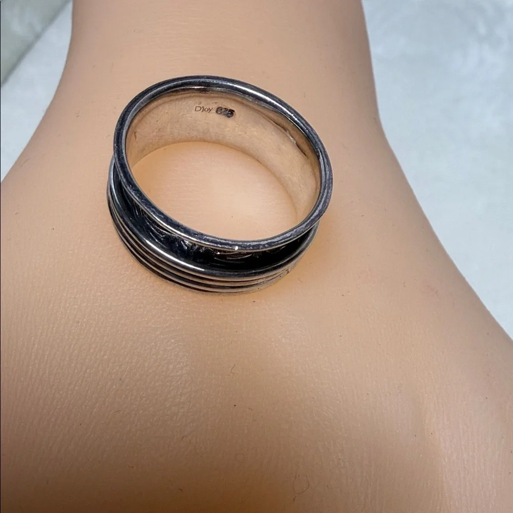 Sterling Silver D’joy Spinner Band Ring size 9 (Fidget Ring) UNISEX
